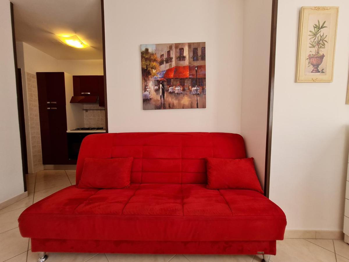 Easy Apartments Peschiera Песк'єра-дель-Гарда Екстер'єр фото